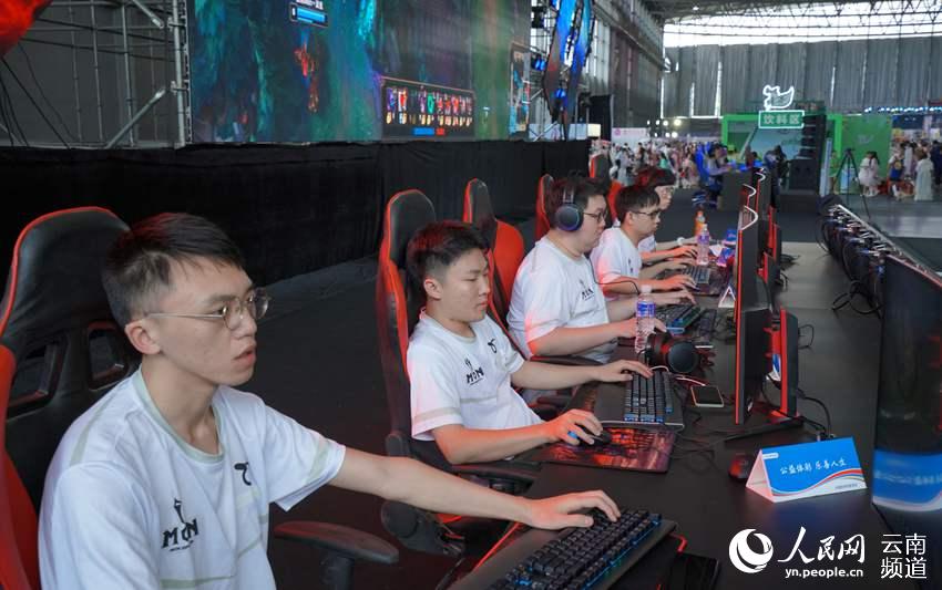 这一胜利不 这一胜利不