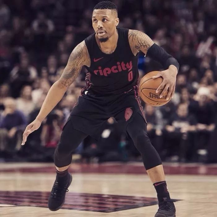 峰是俱乐部 峰是俱乐部